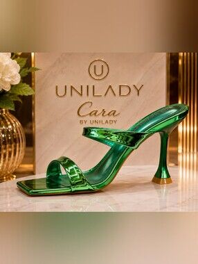 💚 Unilady “Cara” Metallic Green Heels – Size 7 – New in Box